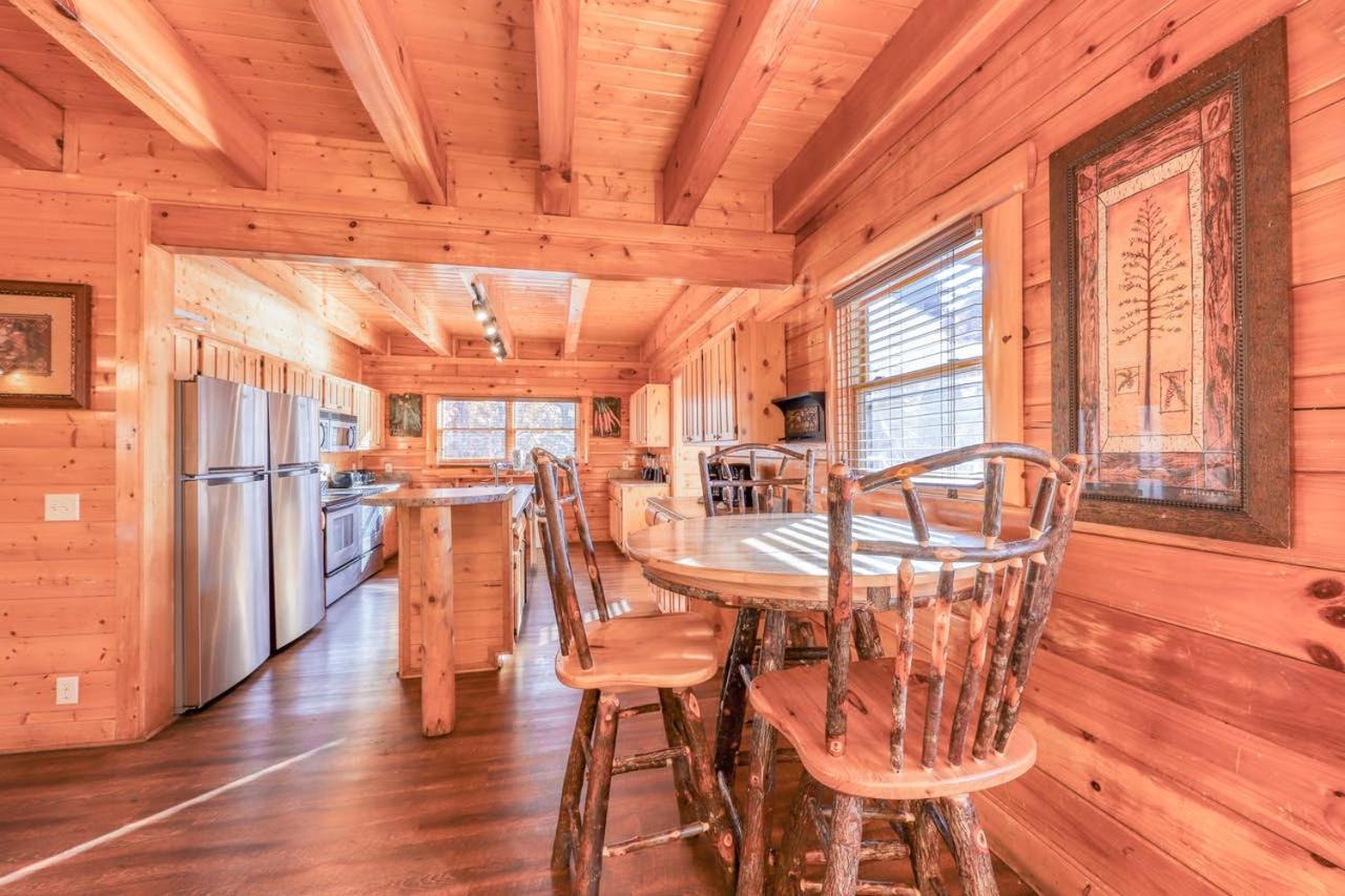 Black Bear Ridge Resort: Valhalla Manor By Dc Sevierville Exterior foto